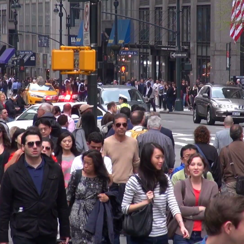 timelapse busy crowded sidewalk avenue pedestrian people new york city day usa editorial footage b12qmt F0000 Micski Mariann Consulting Coaching Coach